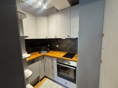 Kira - Apartman olarak Oborishte,  Sofia