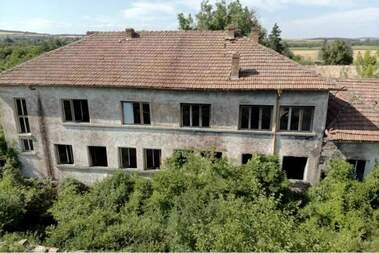 Vânzare - Clădire în Dobri Dial,  Veliko Tărnovo