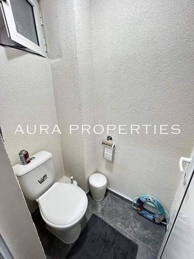 Închiriere - Apartament în Varoș,  Razgrad