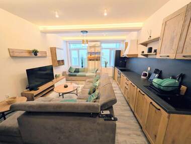 Vânzare - Apartament în Center,  Varna