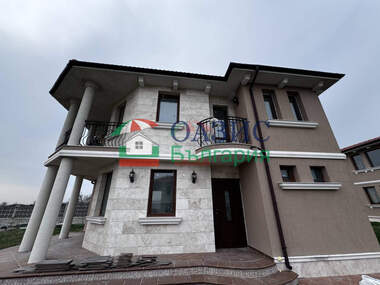 Verkauf - Haus in Pomorie,  Burgas