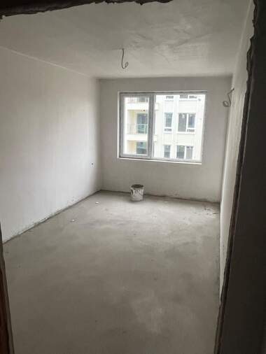 Verkauf - Wohnung in Üjen,  Plowdiw