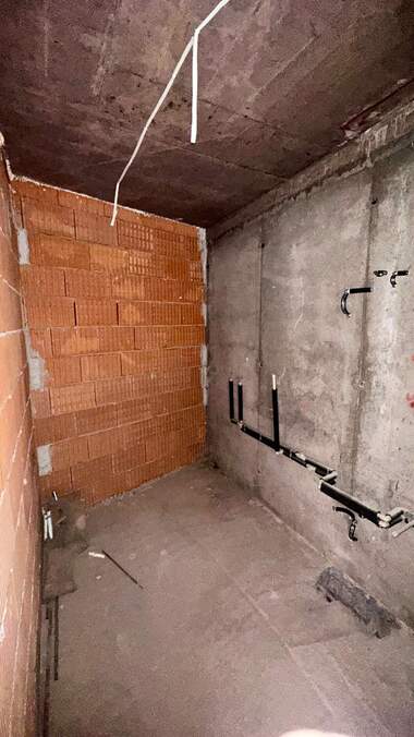 Продажба - Апартамент в Сухата река,  София