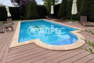 Închiriere - Apartament în Sfinții Constantin și Elena,  Varna