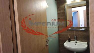 Închiriere - Apartament în Briz,  Varna