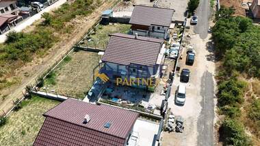 For sale - House in Brestnik,  Plovdiv