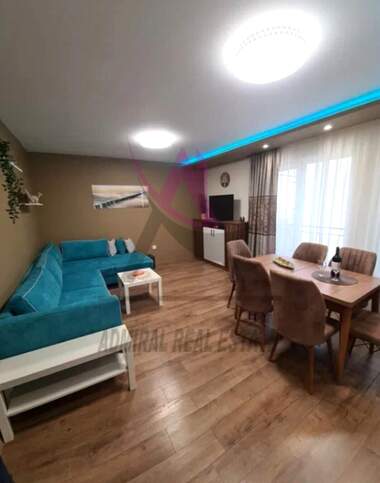 Închiriere - Apartament în Grand Mol,  Varna