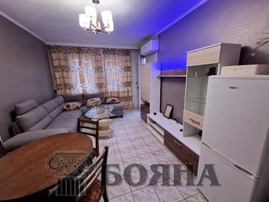 Наем - Апартамент в Център,  Русе