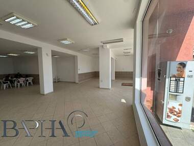 Miete - Laden/Büro/Lager/Schönheitssalon/Zahnarztbüro in Wladislawowo,  Warna