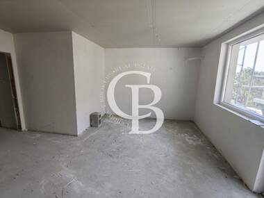 For sale - Apartment in Center,  Varna