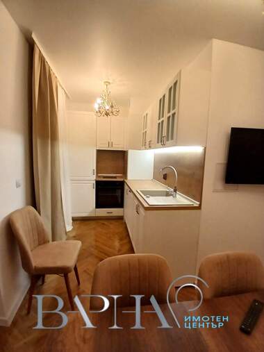 Наем - Апартамент в Бриз,  Варна