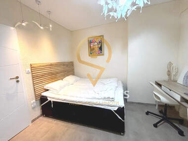 Vânzare - Apartament în Center,  Varna