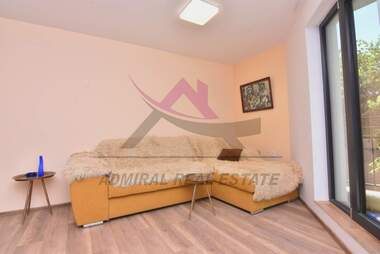 For rent - Apartment in VINS - Cherven ploshtad,  Varna