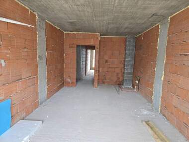 Verkauf - Wohnung in Üjen,  Plowdiw