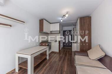 For sale - Apartment in Kolhozen pazar,  Varna