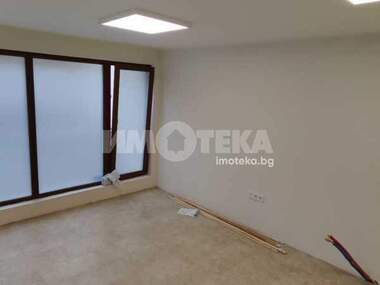 Verkauf - Büro in Owtscha Kupel 1,  Sovia