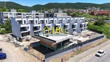 For sale - House in Sunny Beach,  Burgas