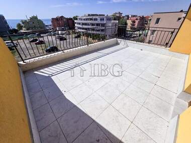 Vânzare - Apartament în Nesebăr,  Burgas
