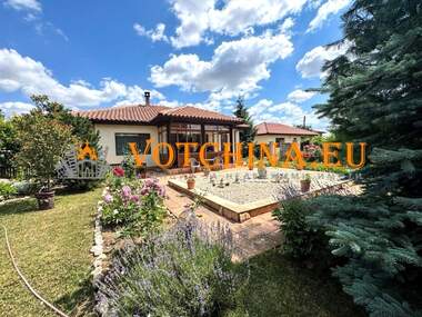 For sale - House in Sokolovo,  Dobrich