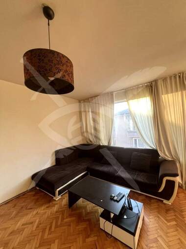 Miete - Wohnung in Mladejki halm,  Plowdiw