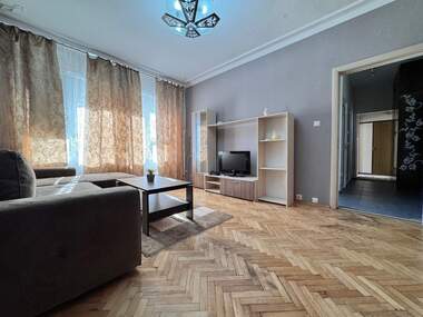 Închiriere - Apartament în Storgozia,  Pleven
