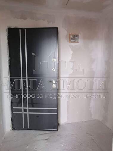 Vânzare - Apartament în Țentăr,  Sliven