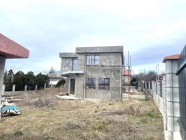 For sale - House in Borovec - Iug,  Varna