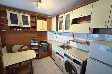 Продажа - Квартира в Широк център,  Русе