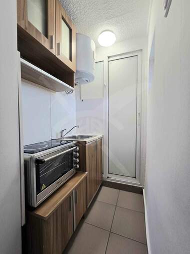 Închiriere - Apartament în VINS - Ceerven ploștiad,  Varna