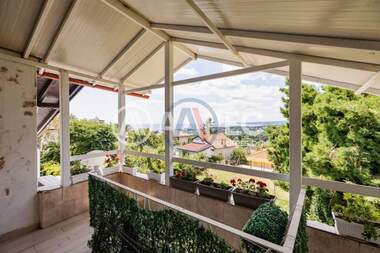 For sale - House in Manastirski rid,  Varna