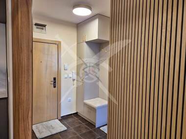 Închiriere - Apartament în Belite brezi,  Sofia