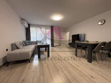 Închiriere - Apartament în Vinița,  Varna
