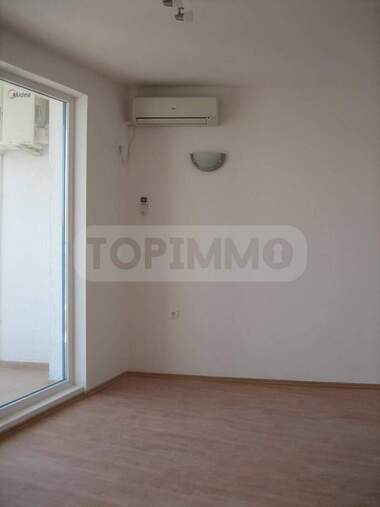 Satış - Apartman olarak Balçik,  Dobriç