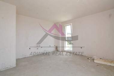 For sale - Apartment in Vazrajdane 3,  Varna