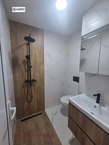 For sale - Apartment in 9-ti kvartal,  Pleven