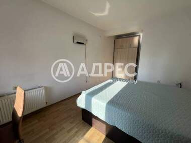 Închiriere - Apartament în Center,  Varna