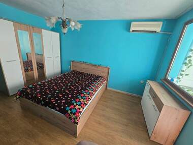 Închiriere - Apartament în Lazur,  Burgas