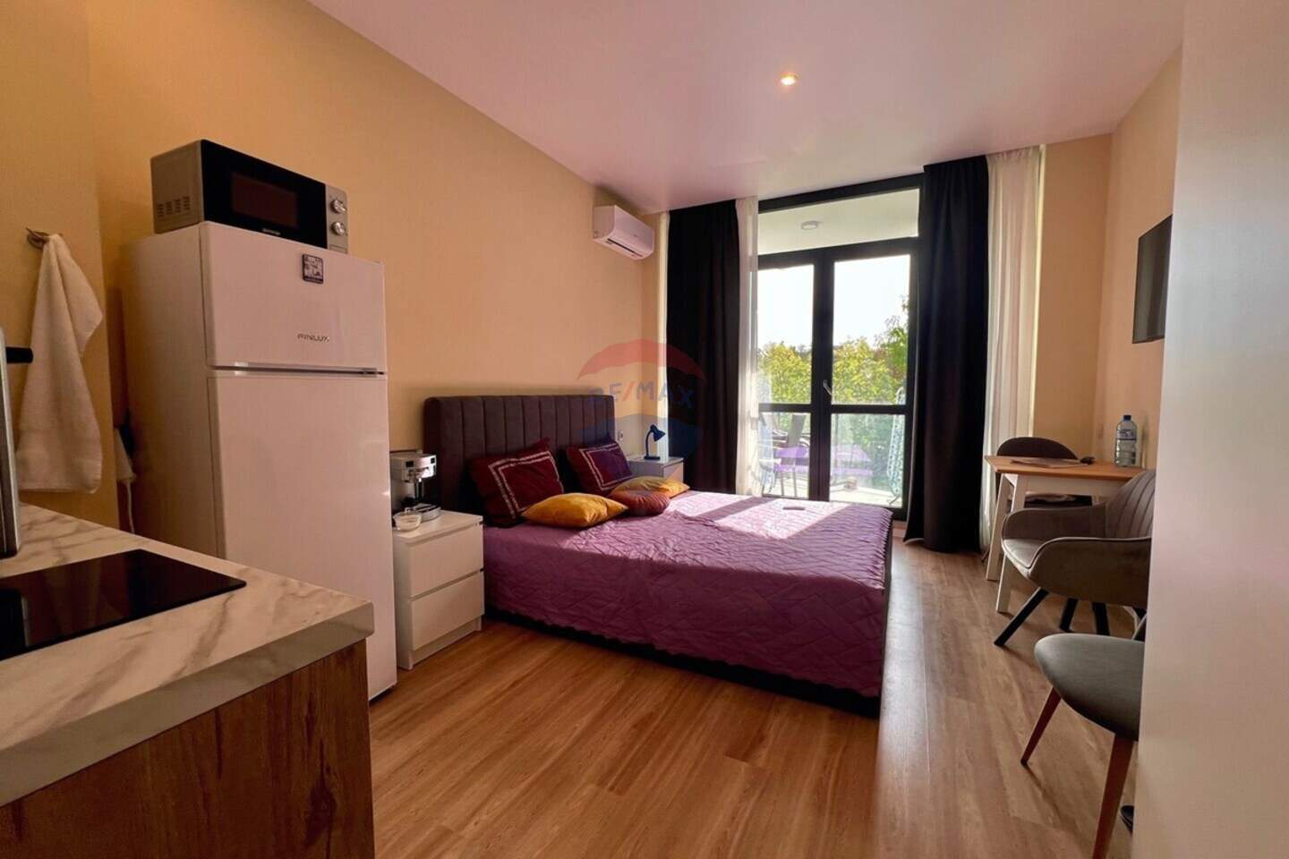 Cu o cameră Apartament în Kabakum, Varna – fotografia 4
