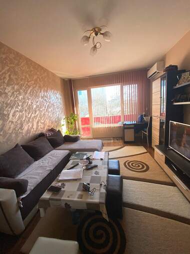 Satış - Apartman olarak Karnobat,  Burgas