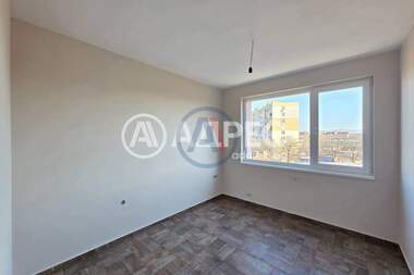For sale - Apartment in Nadejda 2,  Sofia