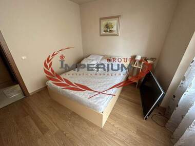 Închiriere - Apartament în Center,  Varna