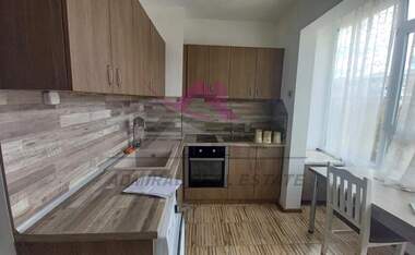 Închiriere - Apartament în Ceaîka,  Varna