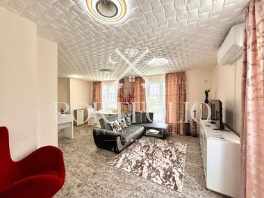 For sale - Apartment in Vazrajdane,  Burgas