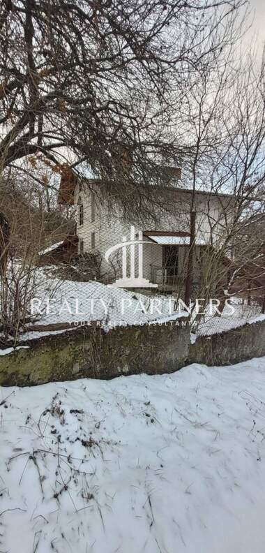 For sale - House in Sirishtnik,  Pernik