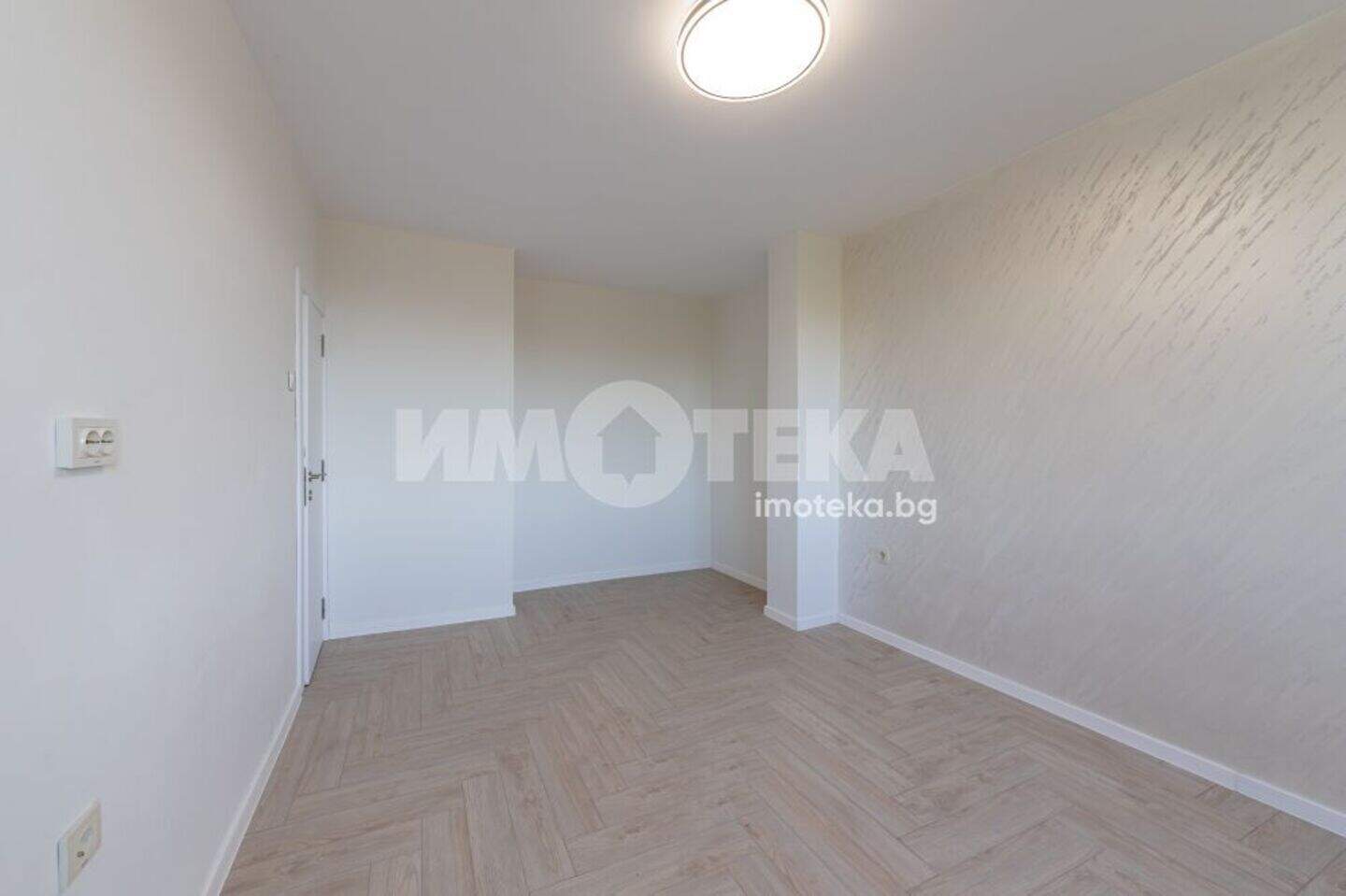 Трехкомнатная Квартира в Автогара, Варна – фото 9