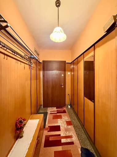 Vânzare - Apartament în Țentăr,  Vrața