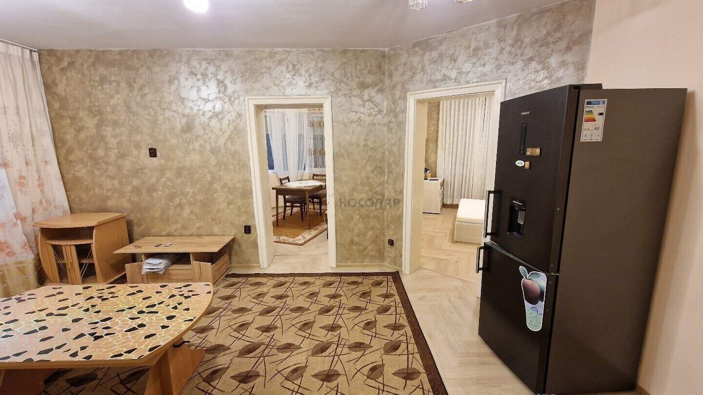 Cu trei camere Apartament în Center, Ruse – fotografia 5