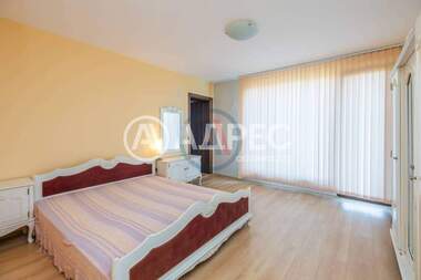 Продажба - Къща в Траката,  Варна