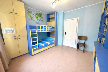 For sale - Floor of a house in Hashove,  Ruse