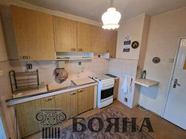 Продажба - Апартамент в Дружба 3,  Русе